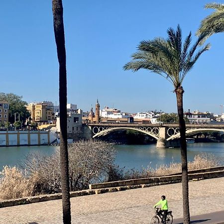 Fam Sevillian Townhouse Βίλα Σεβίλλη Εξωτερικό φωτογραφία