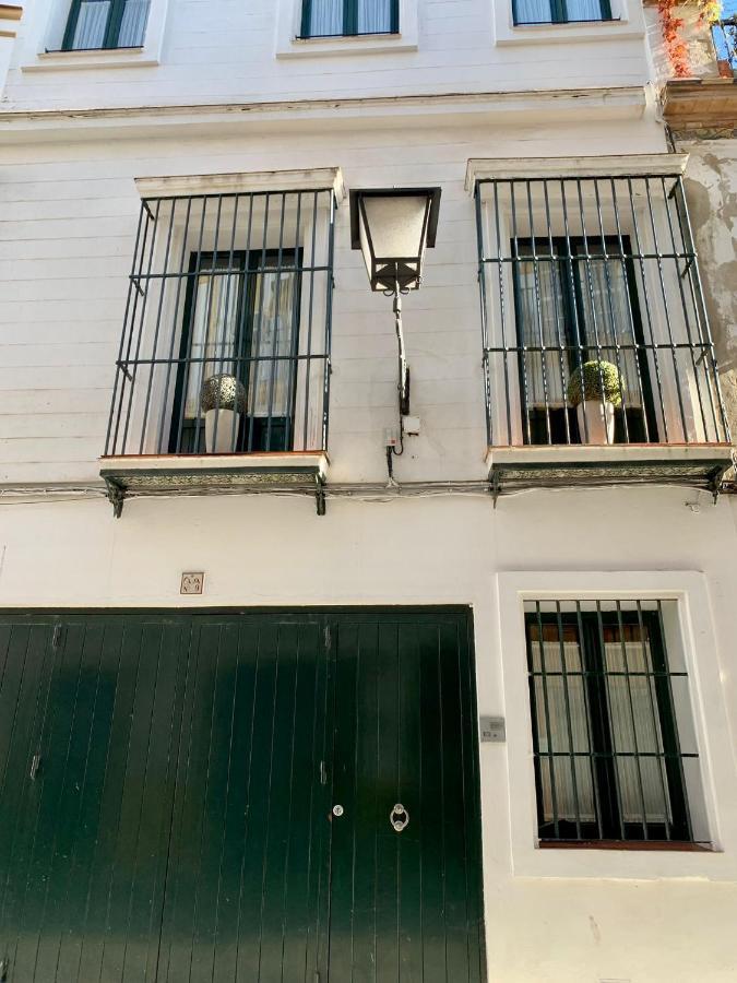 Fam Sevillian Townhouse Βίλα Σεβίλλη Εξωτερικό φωτογραφία